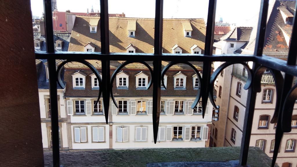 Les appartements Place de la Cathédrale Estrasburgo Exterior foto
